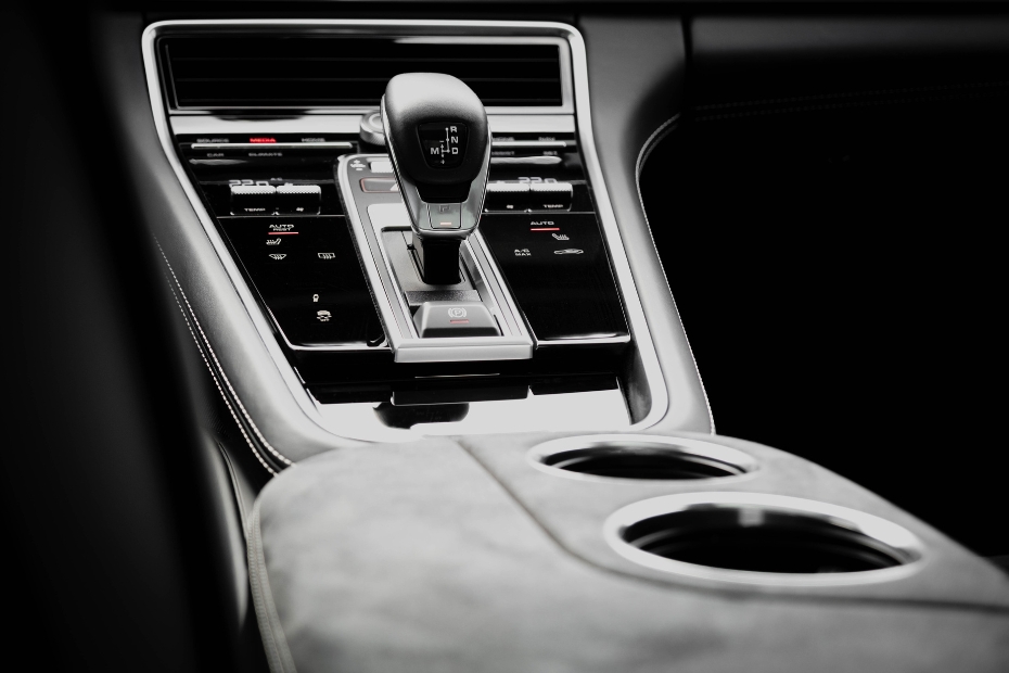 Manual vs. Automatic Cars: Pros and Cons